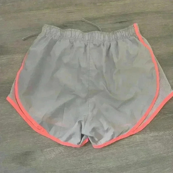 NIKE DriFit Athletic Shorts S - Picture 6 of 6